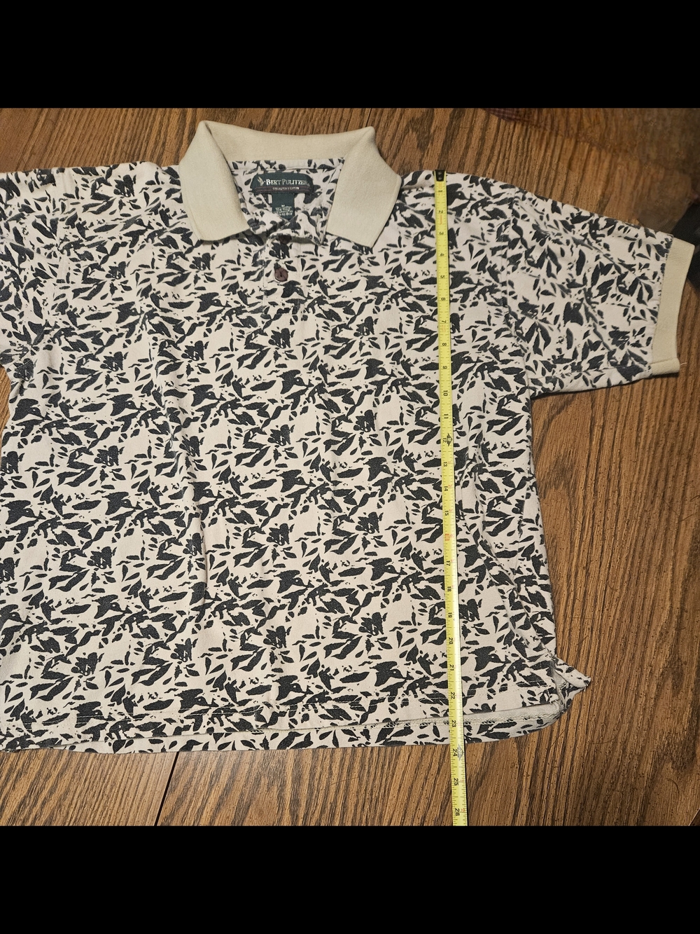 Crew Classics Leaf-Print Short Sleeve Polo in Cream and Navy